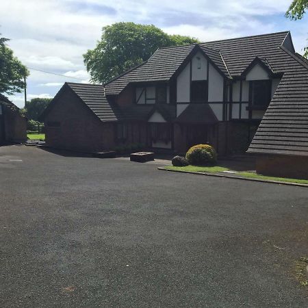 Tudor Lodge Guest Accommodation Bunratty Esterno foto
